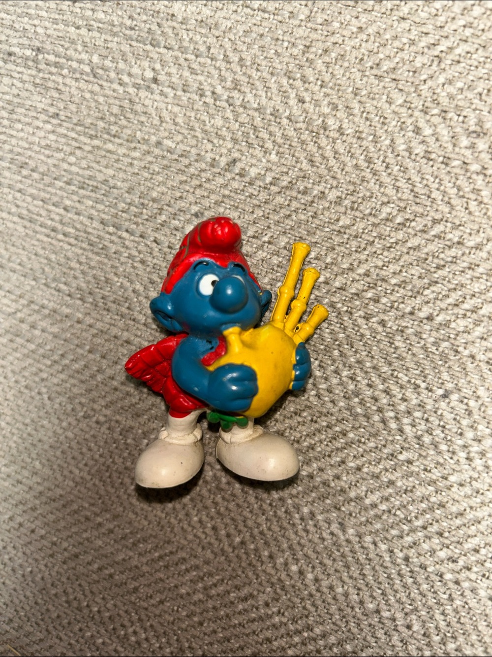 Scottish Smurf Bagpipes Figurine Vintage Scot Toy Figure Peyo white socks